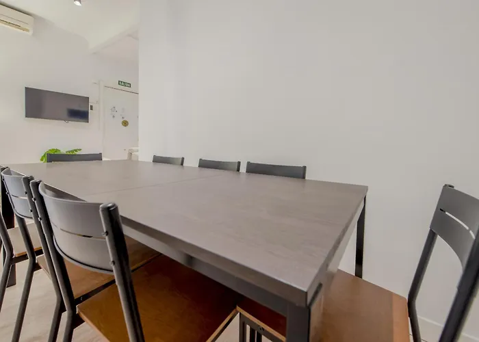 Premium Apt Para 9Pax En Calle Olmo - Centro De Madrid E1